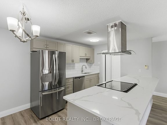 5th image of 264 Grantham Ave #107