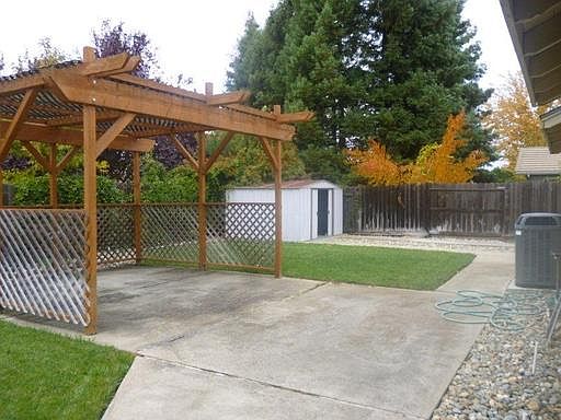 4th image of 8004 Caymus Dr