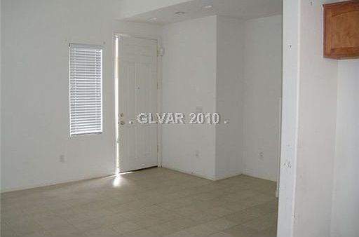 4th image of 7552 Orchard Pine St