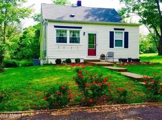 8509A Thomas Dr, Manassas, VA 20110