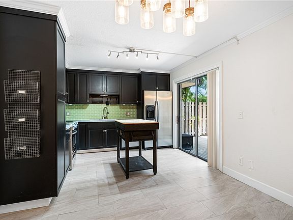 3rd image of 1166 6th Ave APT 19B