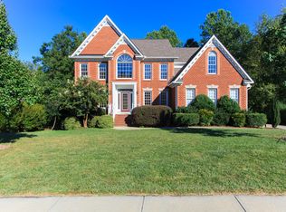 15566 Fox Cove Cir, Moseley, VA 23120