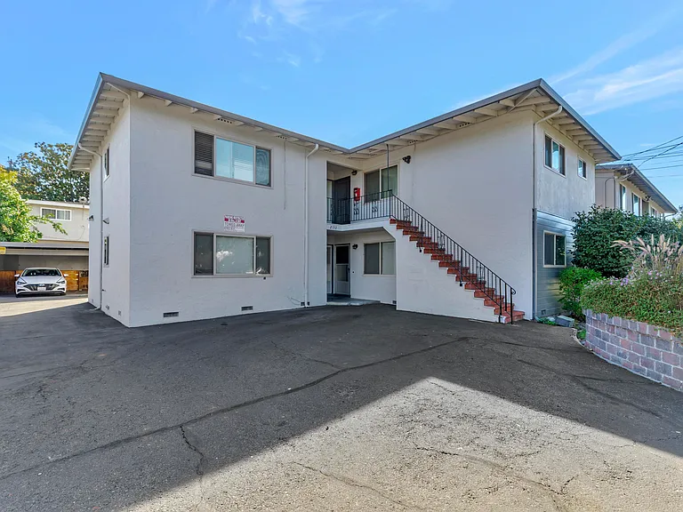 2132 Randolph Dr #2 — Photo 3