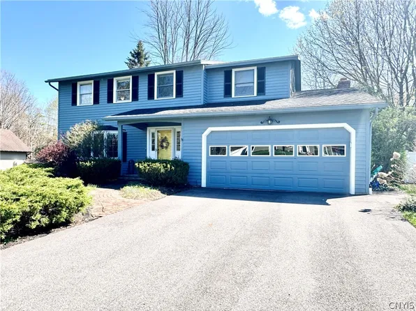 7297 Dabney Ln, Fayetteville, NY 13066