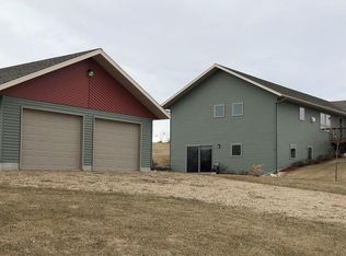 1912 Buck Ridge Dr, Fergus Falls, MN 56537