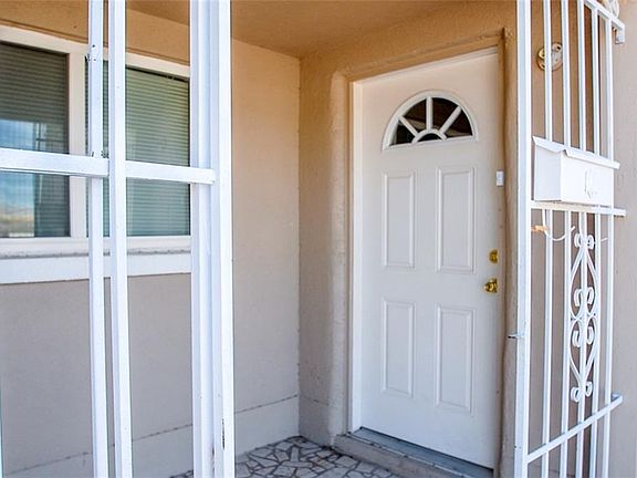 3rd image of 416 De Vargas Dr