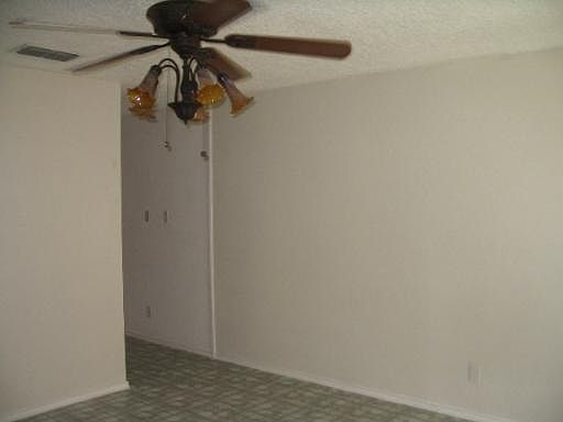 3rd image of 5519 SNOW FOX DR