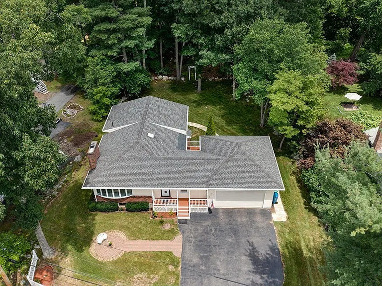 20 County Rd — Photo 2