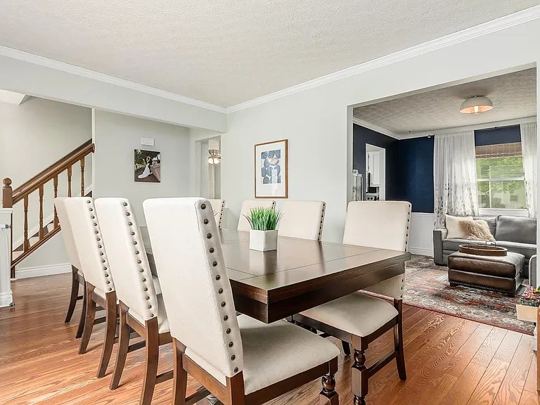 2104 Scottingham Dr — Photo 4