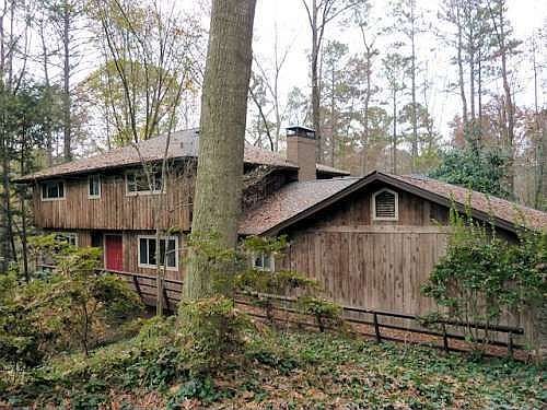 2nd image of 1050 Mountain Creek Trl NW