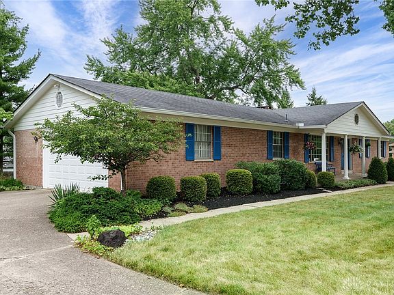 2nd image of 273 Laurel Oak Dr
