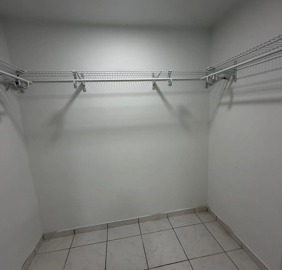 2 bed, 1099 sqft, $2,200 — Photo 3