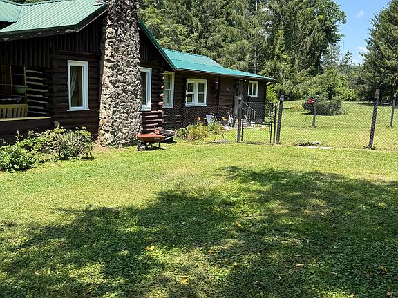 2nd image of 98 Cottage Ln #98