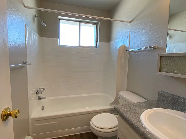 Garden Center Apt. 62, 64 & 70 — Photo 20