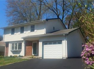 122 Lawrence St, Tappan, NY 10983