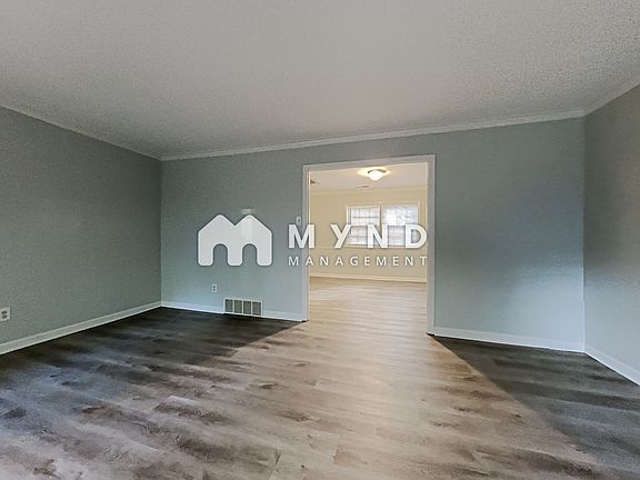 5th image of 6825 Bainbridge Dr