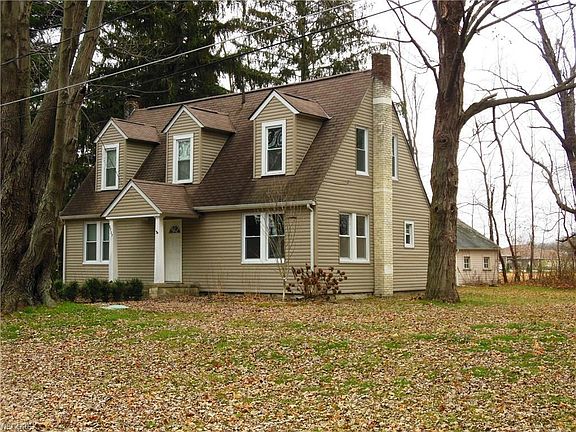 3rd image of 2727 Norwood Dr