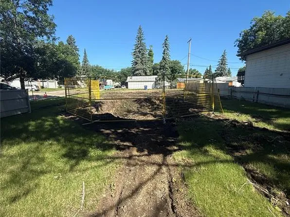200 Cruise STREET, Saskatoon, SK S7N 2C3