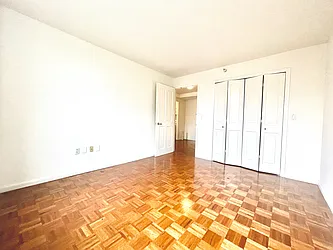 Rented by Addison Property Group