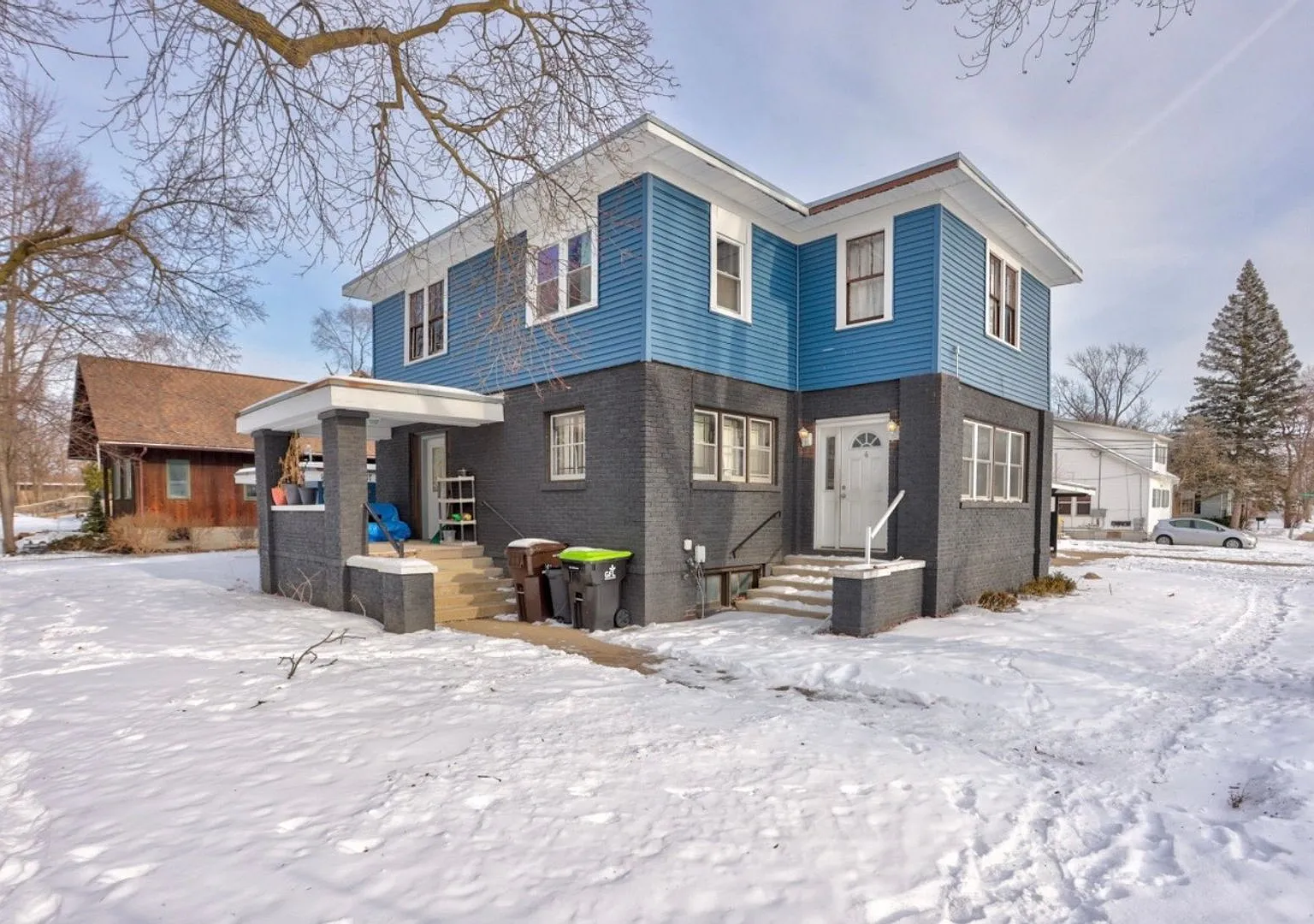 602 Townsend St — Photo 1