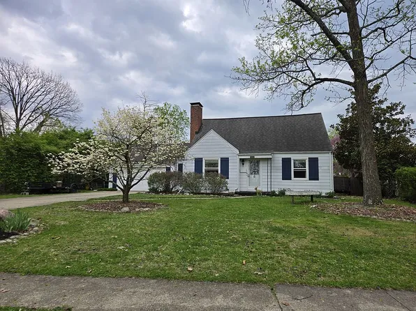 1563 Brookcrest Dr, Hamilton, OH 45013