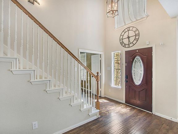3rd image of 12257 Hawk Creek Dr