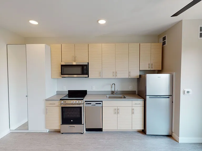 Canary Lofts — Photo 15
