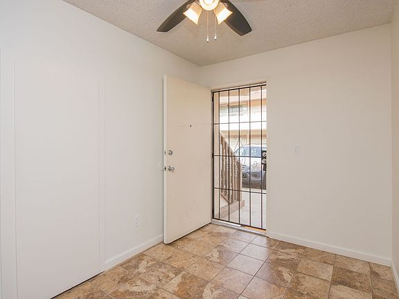 2nd image of 342 Juniper Ave APT 1