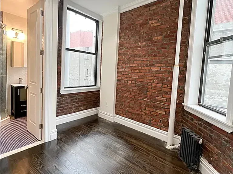 128 2nd Ave #B2 — Photo 7