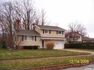 33550 Lori Ann Dr, Eastlake, OH 44095