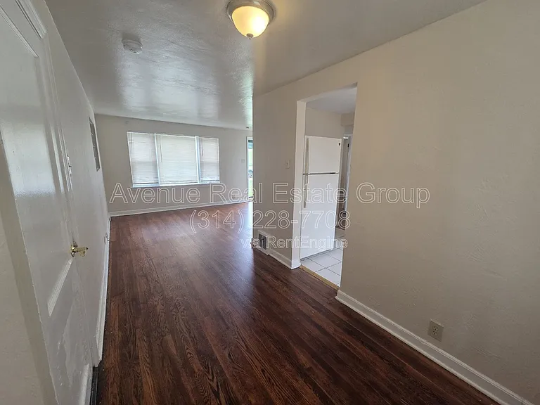 7148 Lillian Ave — Photo 3