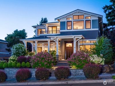 116 12th Avenue, Kirkland, WA, 98033