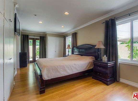 4th image of 6301 Goodland Pl