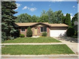 2300 Byrnes Rd, Lansing, MI 48906