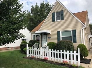 12801 Oakview Blvd, Garfield Heights, OH 44125
