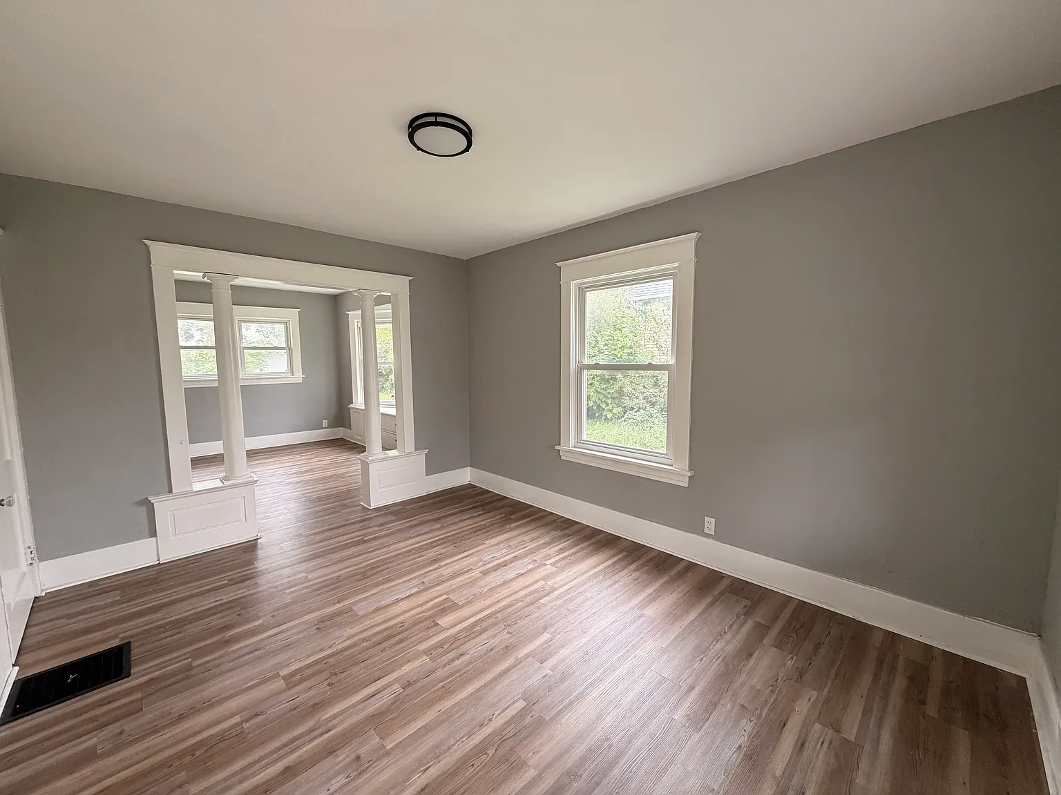3 bed, 1182 sqft, $1,225 — Photo 2