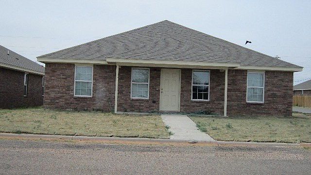1st image of 1017 S Doris Ave