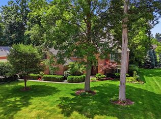 2534 Oakmoor Ln, Dayton, OH 45459
