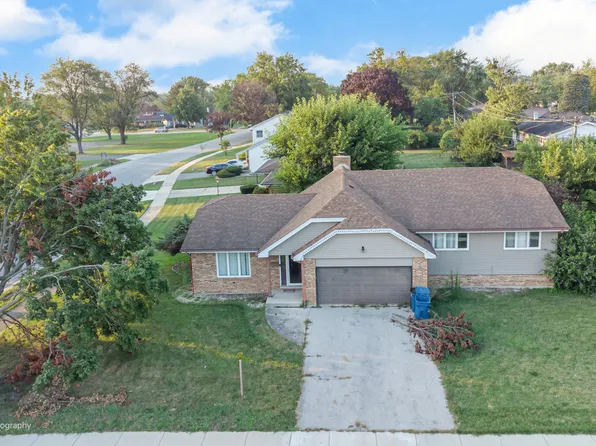 935 Thomas St, Chicago Heights, IL 60411