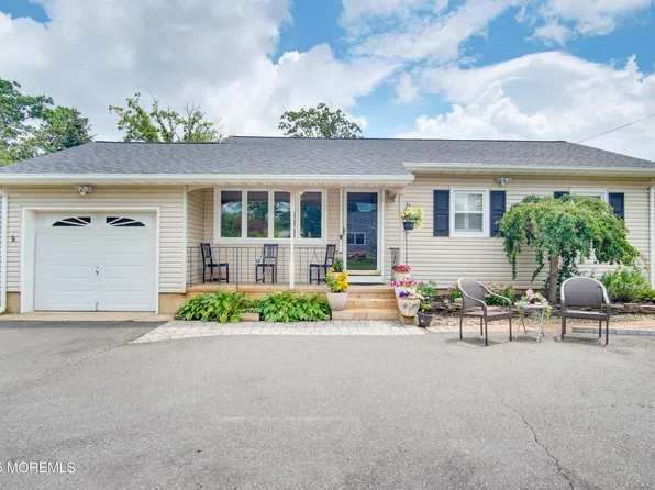 101 Lillie Road, Toms River, NJ 08753