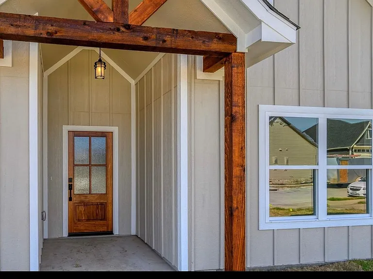 4808 Dry Creek Rd — Photo 2