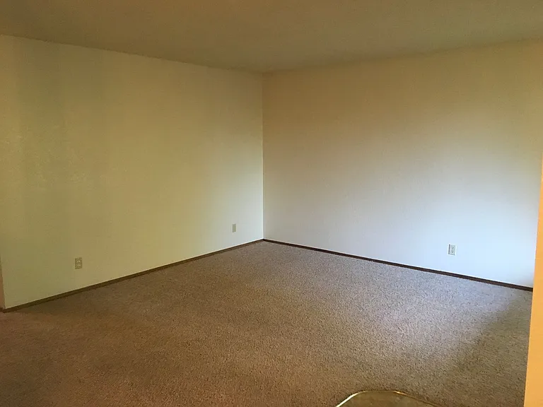 5331 Valleyridge Dr — Photo 3