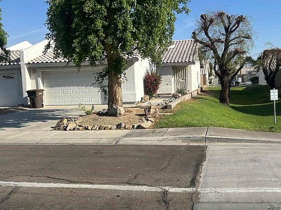 2nd image of 10706 E 35th Pl
