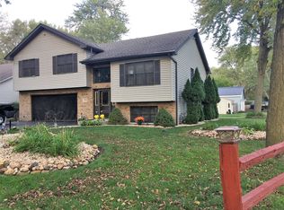 15551 Lawndale Ave, Markham, IL 60428