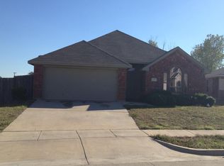 2005 Deniro Dr, Fort Worth, TX 76134