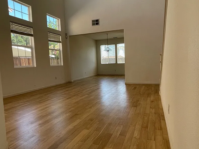 5482 Benttree Way — Photo 5