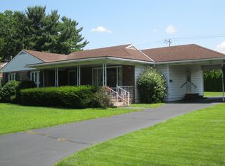 617 Park Pl, Dupont, PA 18641
