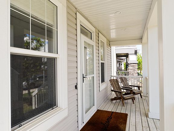 5th image of 17544 58th St NW
