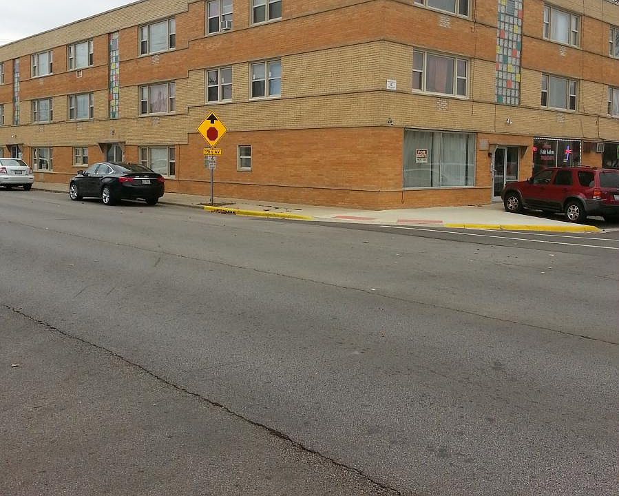 1st image of 1520 Chicago Ave