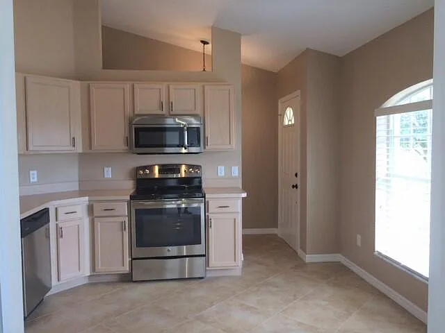 3832 SW Hale St — Photo 10